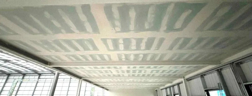Tape & Joint to plasterboard ceiling